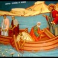 Pe când mulţimea Îl îmbulzea, ca să asculte cuvântul lui Dumnezeu, şi El şedea lângă lacul Ghenizaret, A văzut două corăbii oprite lângă ţărm, iar pescarii, coborând din ele, spălau [&hellip;]