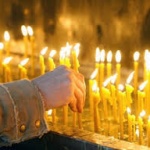 Sambata, 3 iunie, inainte de Duminica Rusaliilor sunt “Mosii de vara”, sarbatoare dedicata pomenirii mortilor. Cu aceasta ocazie, in toate bisericile ortodoxe se vor oficia Sfinte Liturghii urmate de slujbe […]