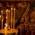 Sfântul Dionisie Areopagitul, în lucrarea sa despre ierarhia bisericească, scrie următoarele: „Rugăciunile sfinţilor au trecere şi în această viaţă, şi cu mult mai mult după moarte, asupra acelora care sunt vrednici […]
