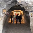 &nbsp; &nbsp;Peştera Sfântului Apostol Andrei este aşezată într-o poiană din pădurea Migilet, din marginea localităţii Ion Corvin, judeţul Constanța, în vechea provincie romană Scythia Minor, la numai câţiva kilometri de [&hellip;]