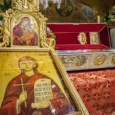 Sfanta Cuvioasa Parascheva s-a nascut in satul Epivata din Tracia, nu departe de Constantinopol, si a trait in prima jumatate a veacului al XI-lea. A murit pe la 1030-1035. Este inmormantata [&hellip;]