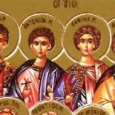 Sfintii 45 de Mucenici din cetatea Nicopolea Armeniei au patimit in vremea imparatului Liciniu (308-324). Dintre acesti sfinti mucenici amintim pe Leontie, Mavrichie, Daniil si Antonie. Acesti mucenici marturisind credinta in […]