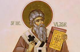 Sfântul Ierarh Vlasie a trăit în timpul împăratului Liciniu (308-324) şi era din Sevastia Capadociei. Fiind puternic în credinţă, fără prihană în viaţă şi plin de fapte bune, oamenii cetăţii […]
