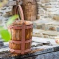   Ce bun model de învățătură ne prezintă astăzi samarineanca! Ea se dusese să ia apă obișnuită, dar la izvorul de apă obișnuită dobândi izvorul mântuirii. Se vede că sufletul ei nu era [&hellip;]
