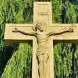 Condac 1: O, de trei ori fericită și Preacinstită Cruce, ție ne închinăm credincioșii și te mărim, veselindu-ne de dumnezeiasca ta înălțare; ci ca o pavăză și armă nebiruită, ocrotește […]