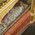 Miile de pelerini care sosesc zilele acestea în Capitala Moldovei ca să se închine Sfintei Parascheva, precum și Sfântului Andrei Criteanu, au posibilitatea să participe la sfintele slujbe săvârșite la [&hellip;]